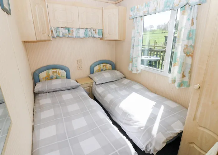 Row End Farm Tatil Evi Warcop